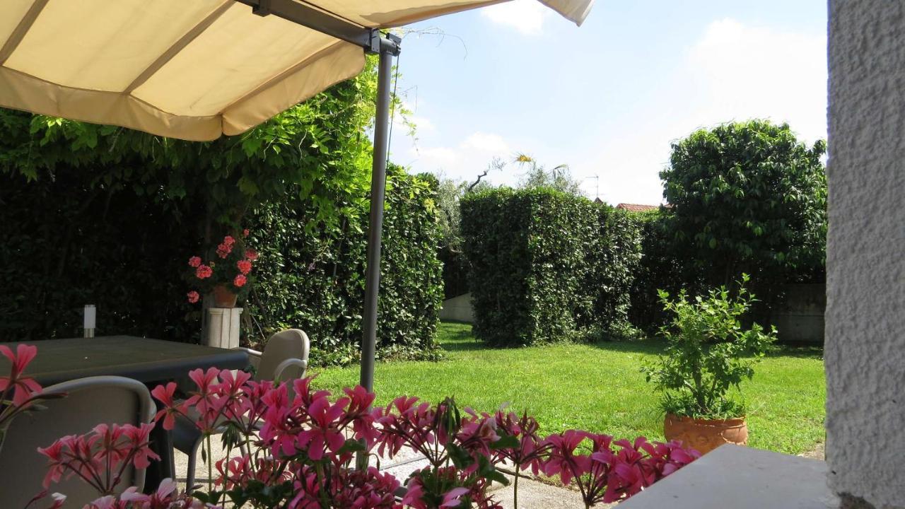 Bed and Breakfast Il Gelso Di Barcuzzi à Lonato Extérieur photo