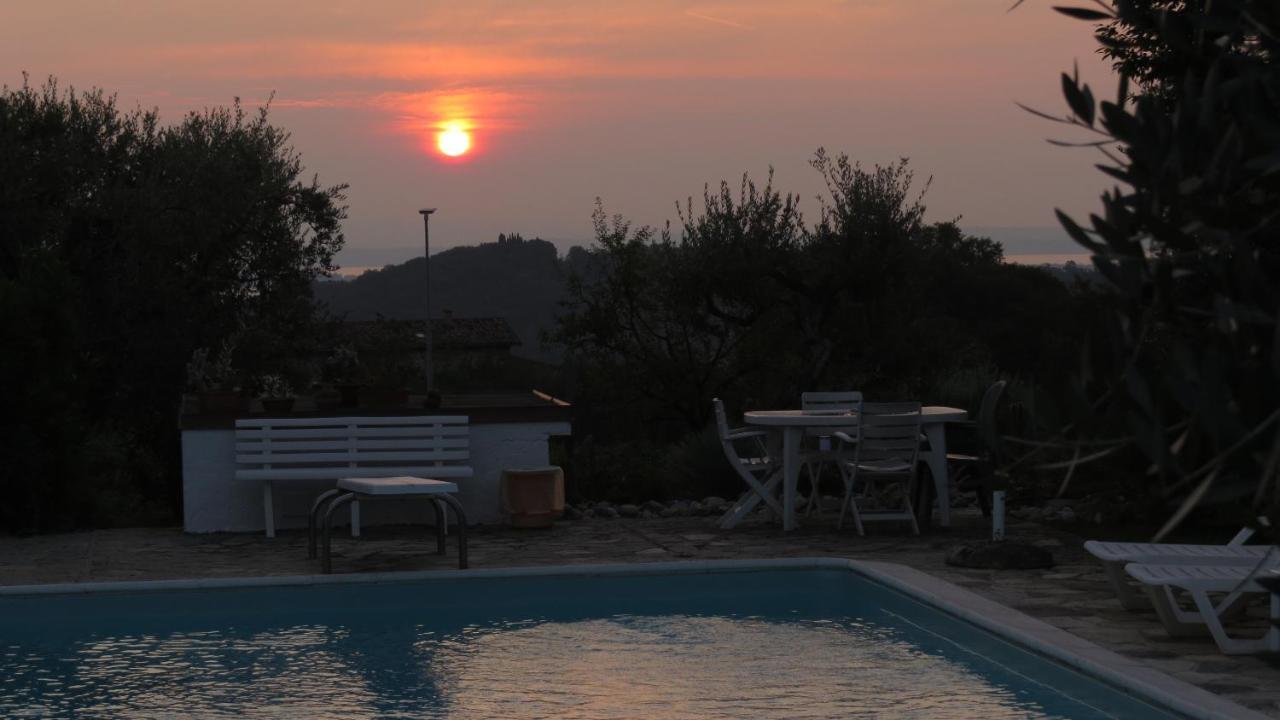 Bed and Breakfast Il Gelso Di Barcuzzi à Lonato Extérieur photo