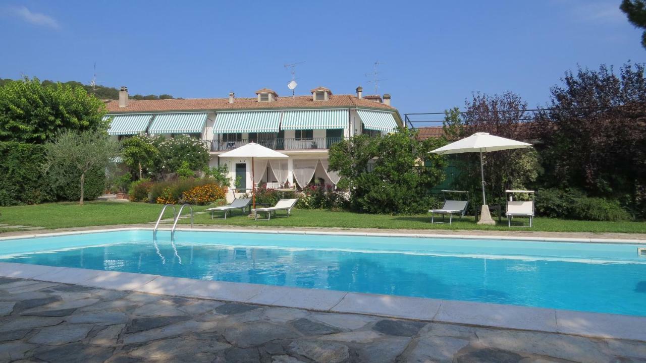 Bed and Breakfast Il Gelso Di Barcuzzi à Lonato Extérieur photo